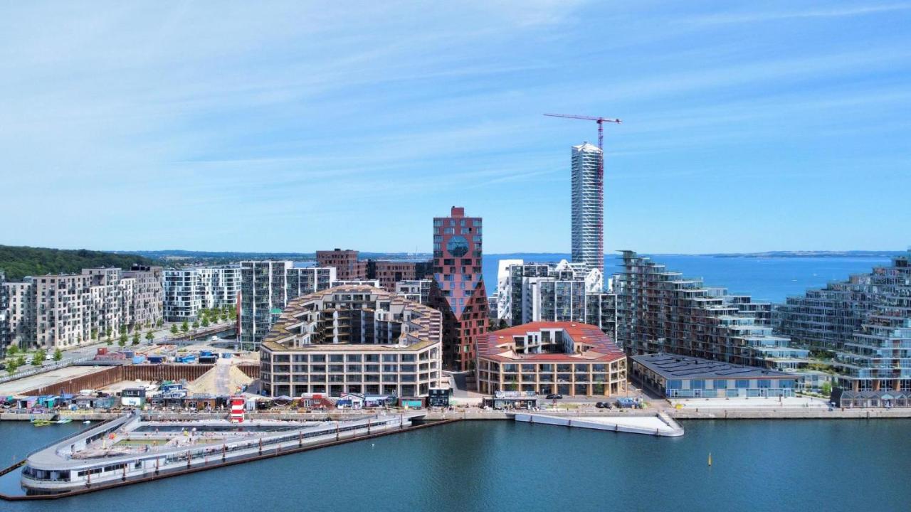 Apartment Directly To Seafront Of Bassin 7 With Big Balcony And Free Parking Орхус Экстерьер фото