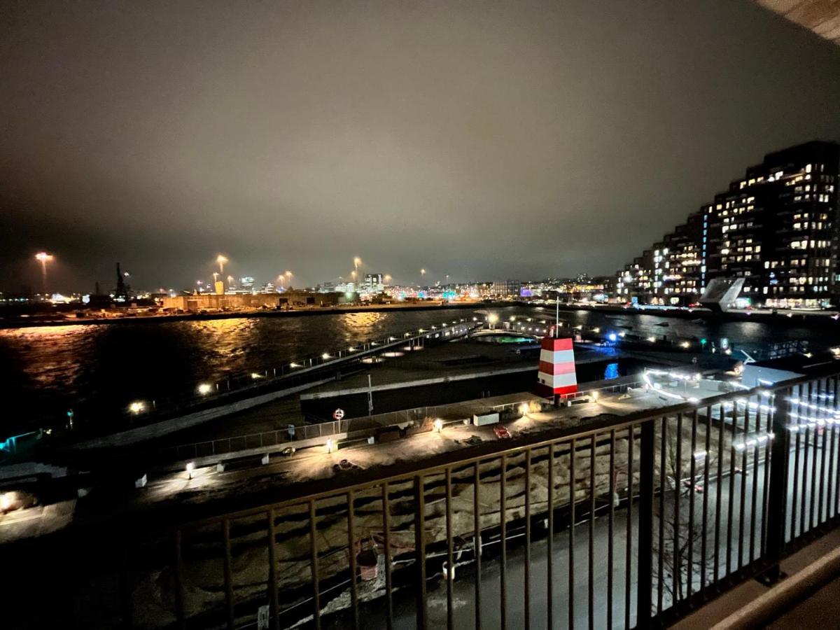 Apartment Directly To Seafront Of Bassin 7 With Big Balcony And Free Parking Орхус Экстерьер фото